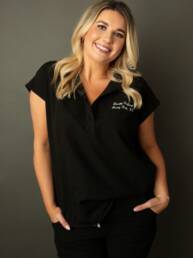 Avery Holt | Licensed Aesthetician in Beauty Refined